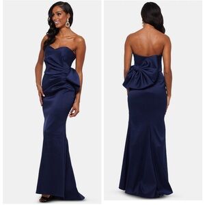 NEW XSCAPE Strapless Sweetheart Neckline Bow-Front Evening Gown Navy Blue Sz 4